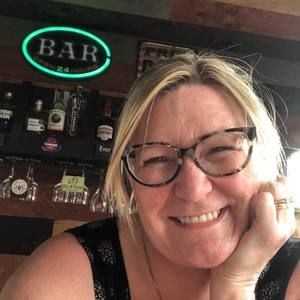 Meet your Posher, Suzanne